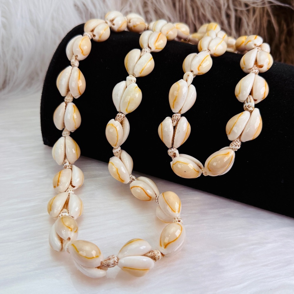 Vintage Cowrie Shell Long Continuous Strand Necklace Cream Gold Tone